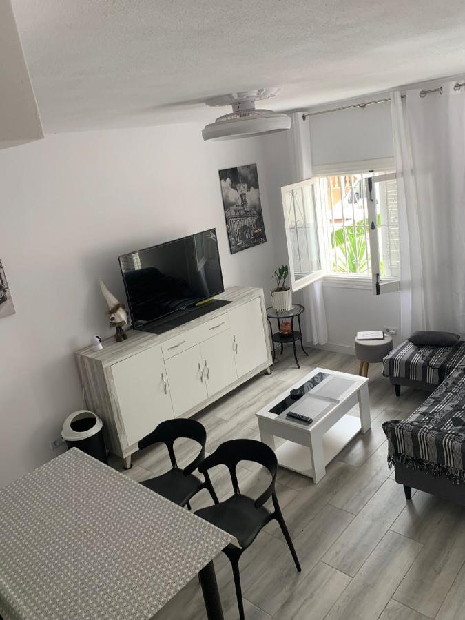 Casa De La Playa Villa Torrevieja Esterno foto